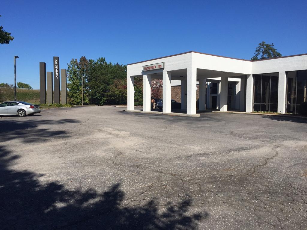 Landmark Inn Hartsville Exterior foto