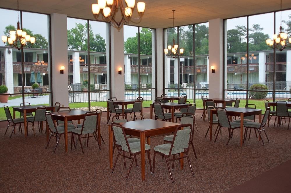 Landmark Inn Hartsville Exterior foto